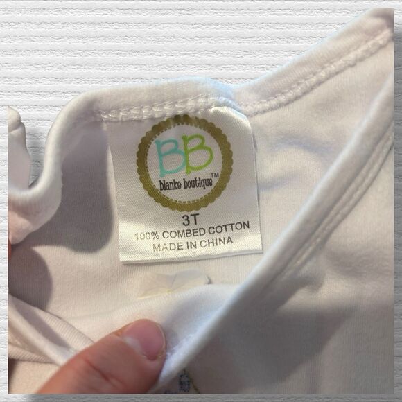 Christmas Tree Embroidered Ruffle Tee Size 3t Blanks Boutique - Picture 3 of 4